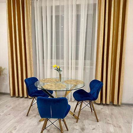 Luxury Apartment In ブラチスラヴァ エクステリア 写真